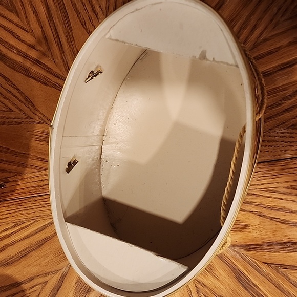 Vintage Princess Sewing Box - Picture 3 of 6